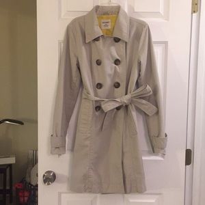 Old Navy Khaki Knee Length Trench with Tie Waist!